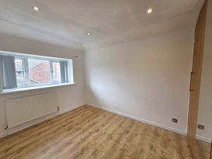Bedroom- click for photo gallery